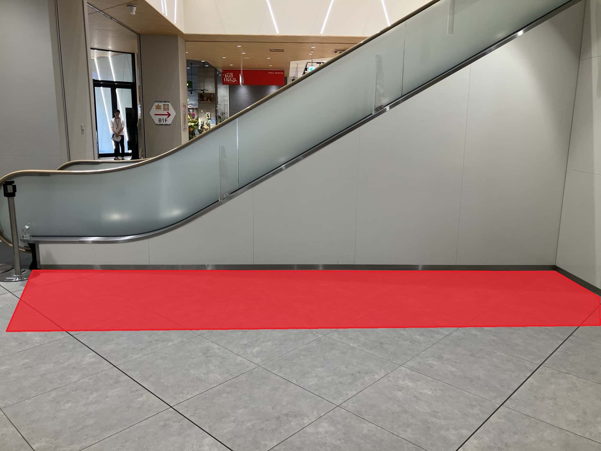 1F南側エスカレーター横 物販、食物販のポップアップストアや販促プロモーションに最適な催事イベントスペース