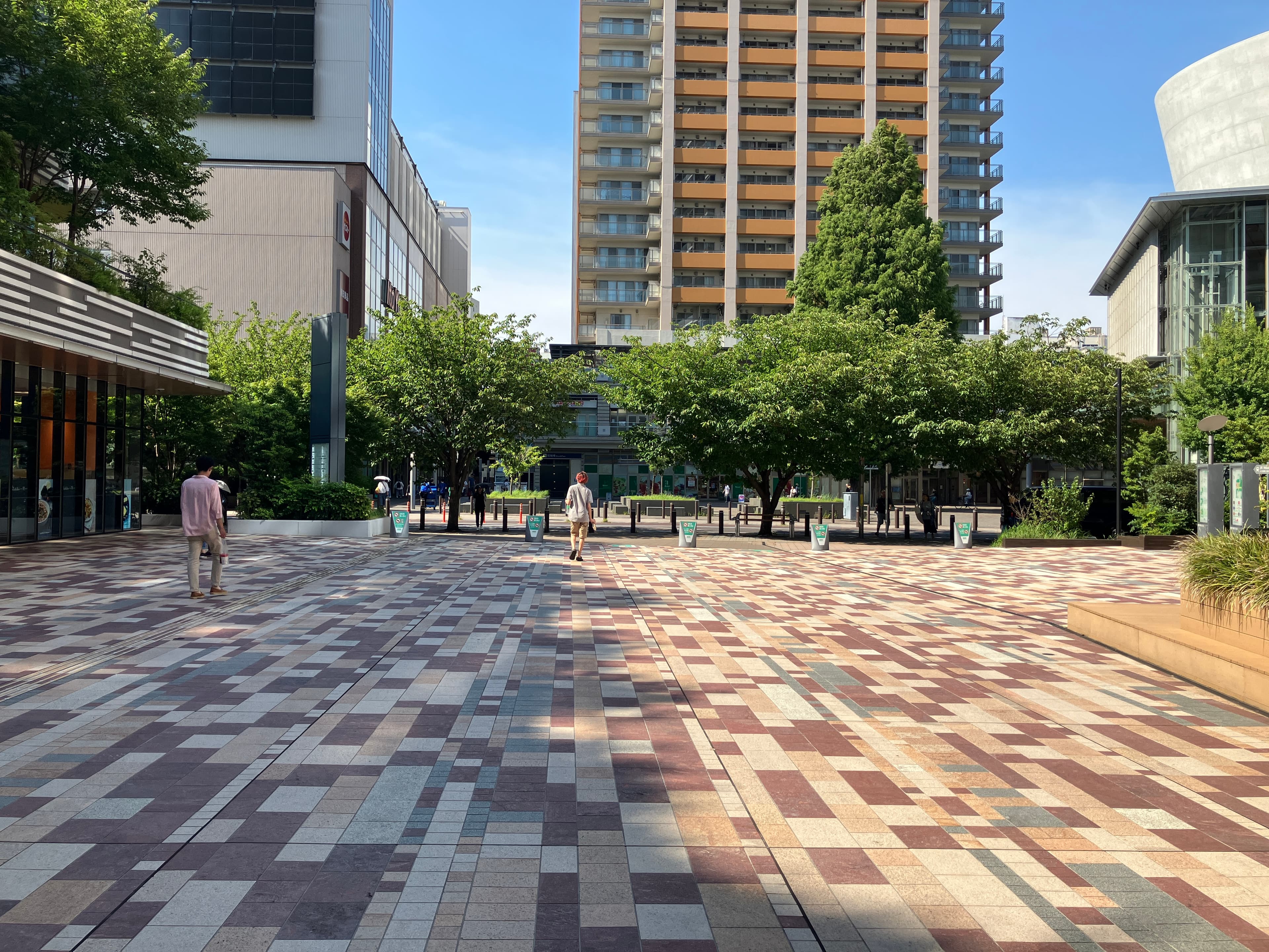 1階クロスコート広場 大型イベント・キッチンカー出店に最適な屋外催事イベントスペース2